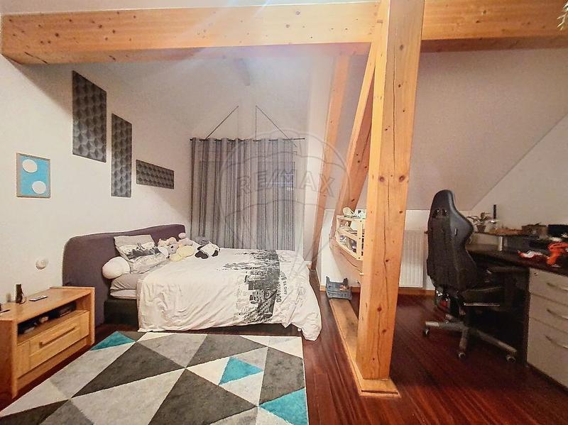 Appartement - 98 m² - 4 pièces