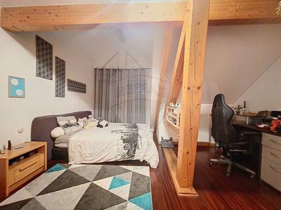 Appartement - 98 m² - 4 pièces