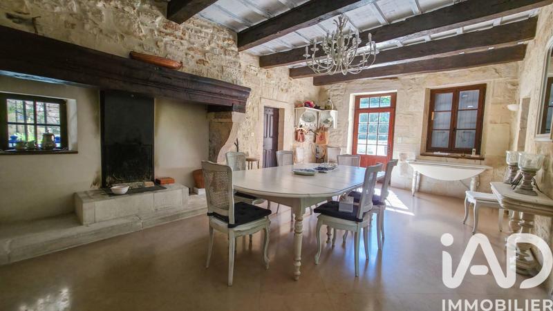 Maison - 360 m² - 12 pièces