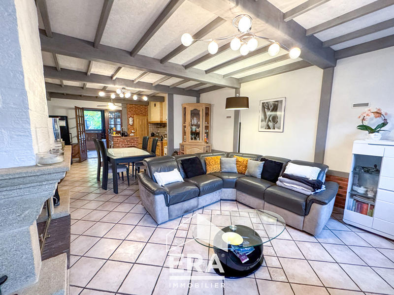 Maison - 207 m² - 8 pièces