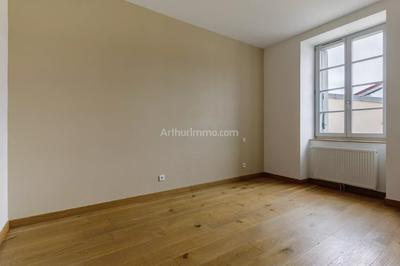 Appartement - 96 m² - 4 pièces