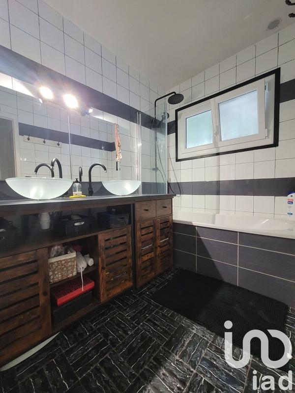 Maison - 118 m² - 5 pièces