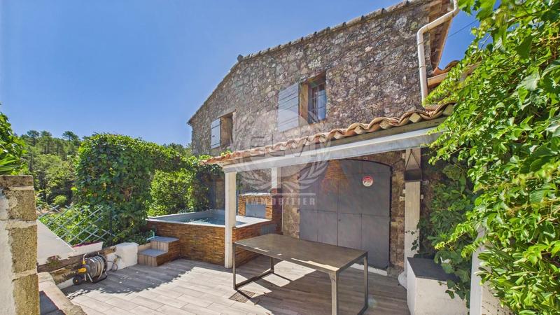 Maison - 110 m² - 7 pièces