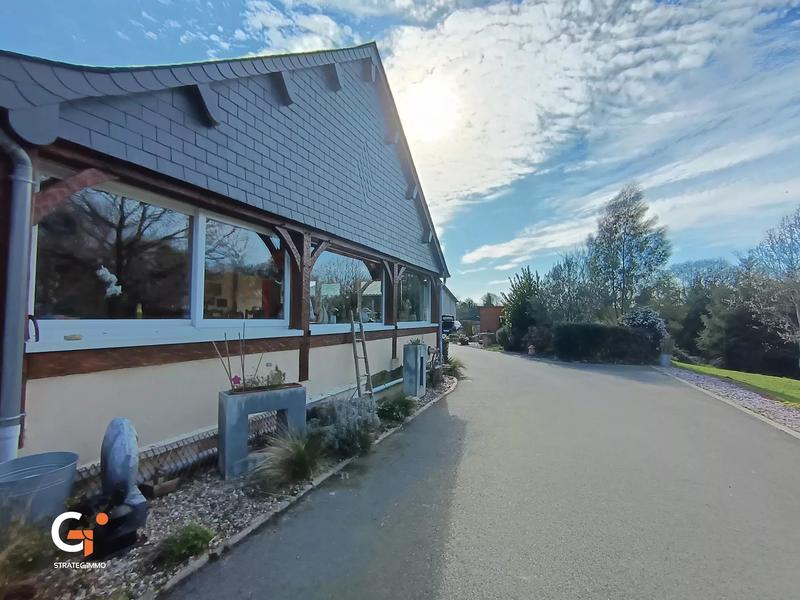 Maison - 168 m² - 8 pièces