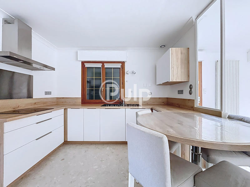 Pavillon - 143 m² - 5 pièces