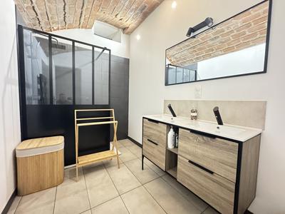 Appartement - 85 m² - 3 pièces