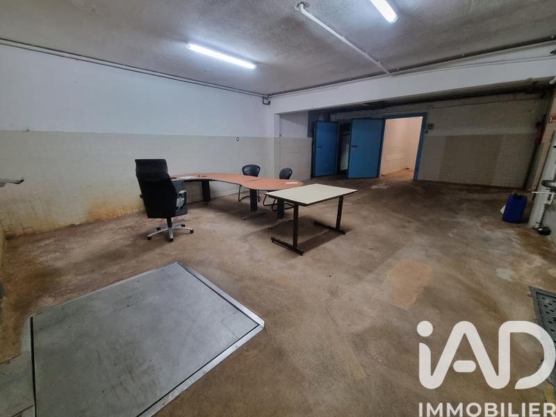 Appartement - 900 m² - 17 pièces