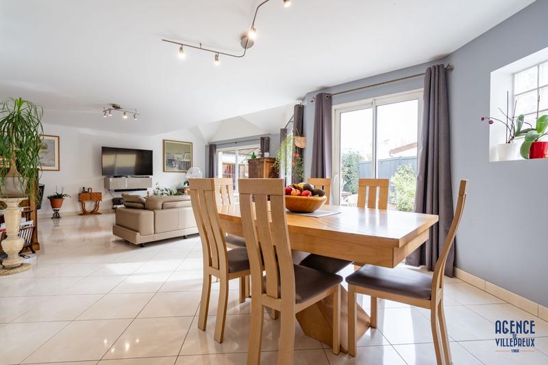 Maison - 155 m² - 5 pièces