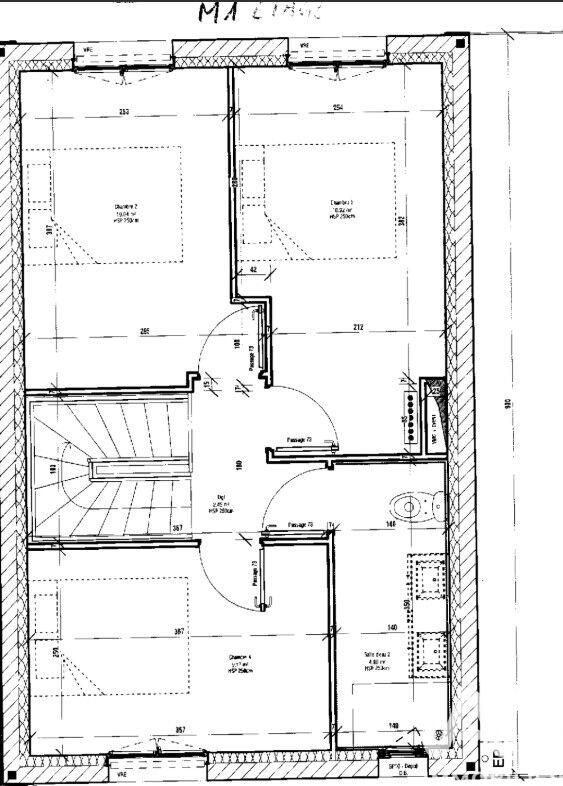 Maison - 95 m² - 5 pièces