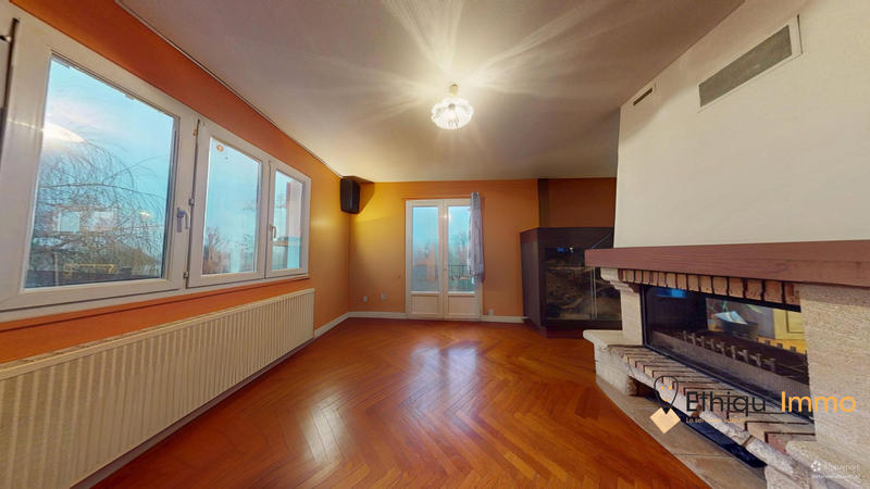 Maison - 165 m² - 8 pièces