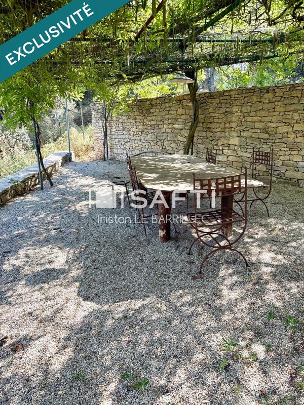 Maison de maîtres - 250 m² - 8 pièces