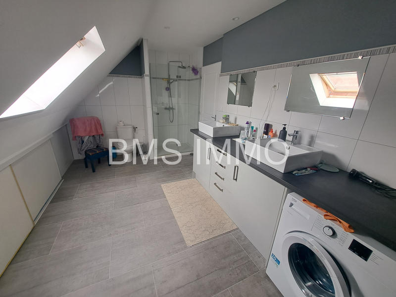 Maison - 160 m² - 6 pièces