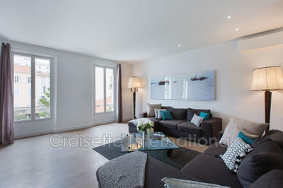 Appartement - 150 m² - 4 pièces