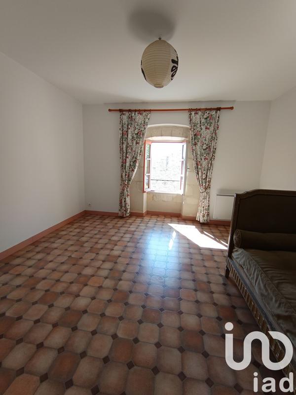 Maison - 400 m² - 5 pièces