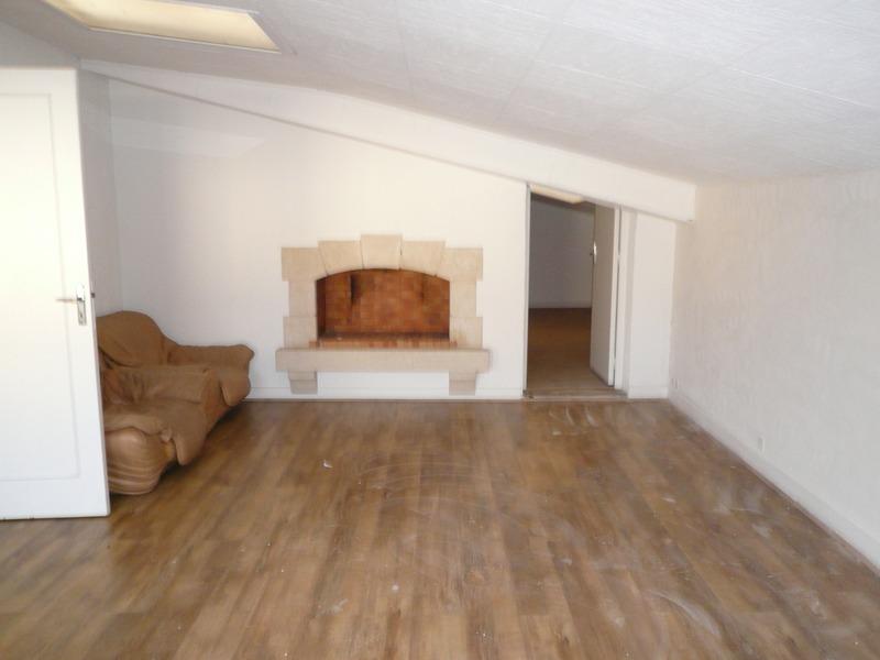 Local commercial - 740 m² - 8 pièces