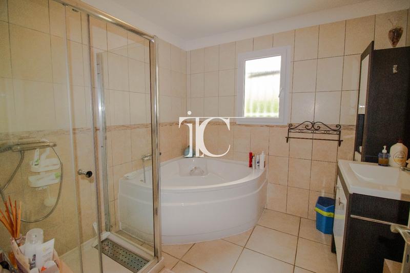 Maison - 128 m² - 6 pièces