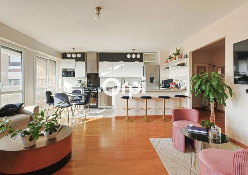 Appartement - 84 m² - 4 pièces