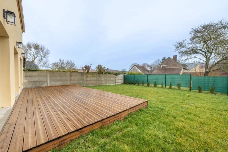 Maison - 141 m² - 6 pièces