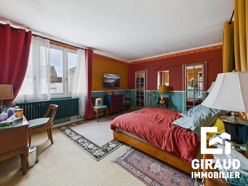 Maison ancienne - 153 m² - 6 pièces