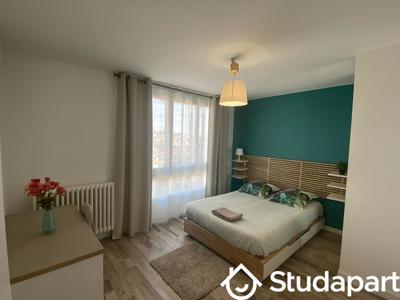 Appartement - 70 m² - 4 pièces