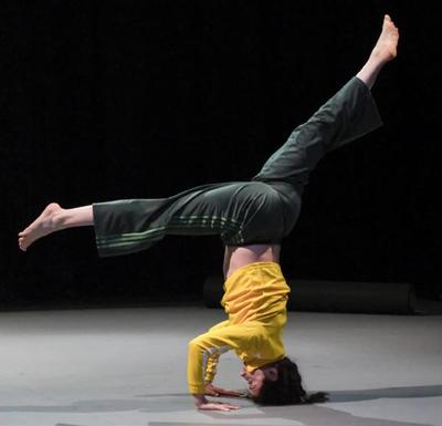 Spectacle danse &quot;Souvent je commence par tomber&quot; - Cie Mouvement(é)s