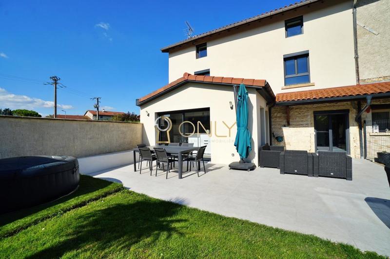 Villa - 137 m² - 5 pièces