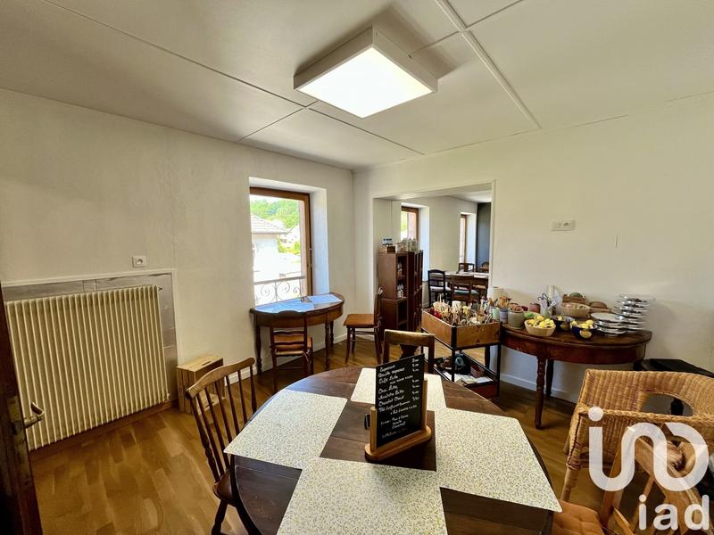 Maison - 252 m² - 7 pièces