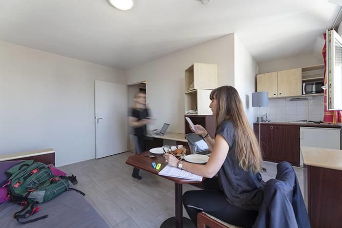 Studio - 18 m² - 1 pièce