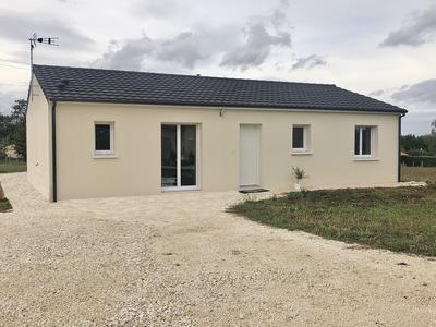 Maison - 84 m² - 4 pièces