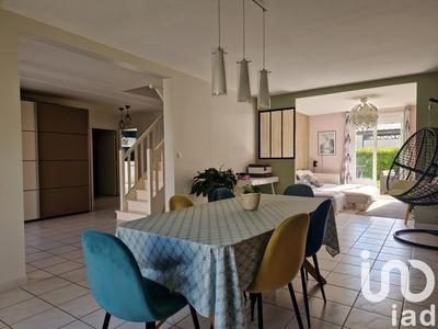 Maison - 166 m² - 7 pièces