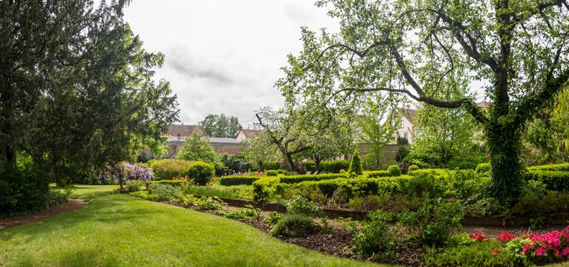 Maison - 500 m² - 9 pièces