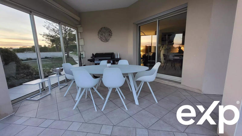 Maison - 204 m² - 5 pièces