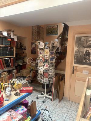 Local commercial - 177 m² - 4 pièces