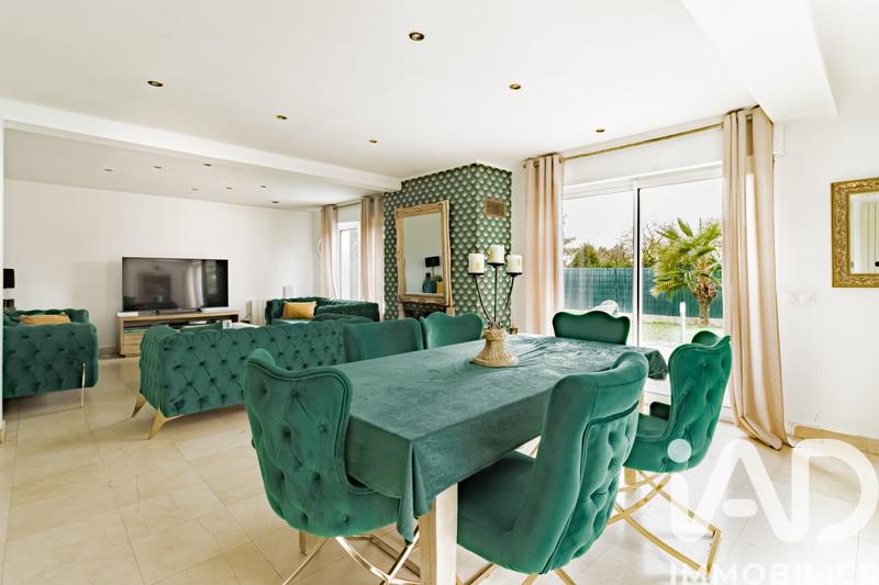 Maison - 168 m² - 6 pièces