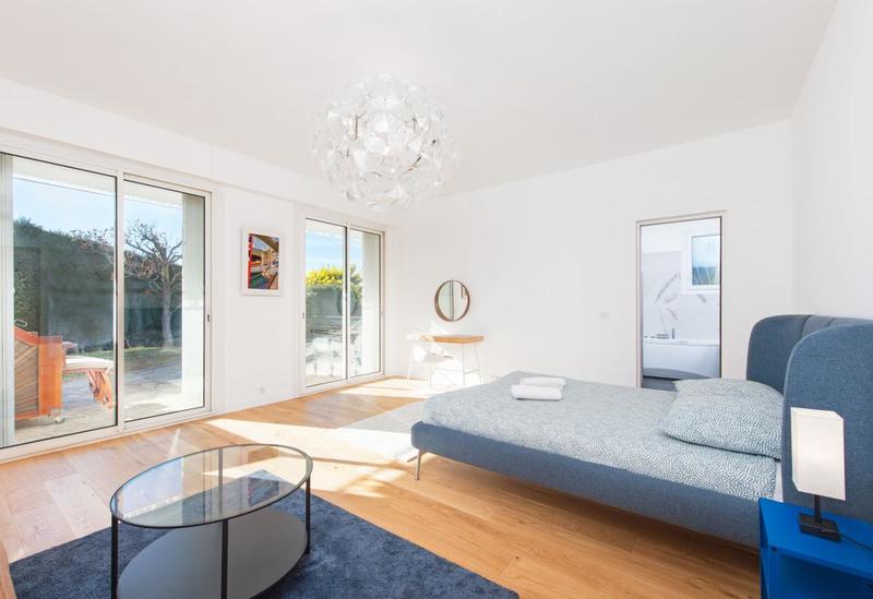 Villa - 235 m² - 7 pièces