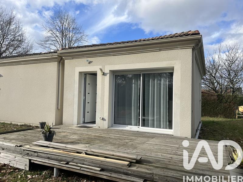 Maison - 211 m² - 7 pièces