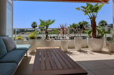 Appartement - 83 m² - 4 pièces