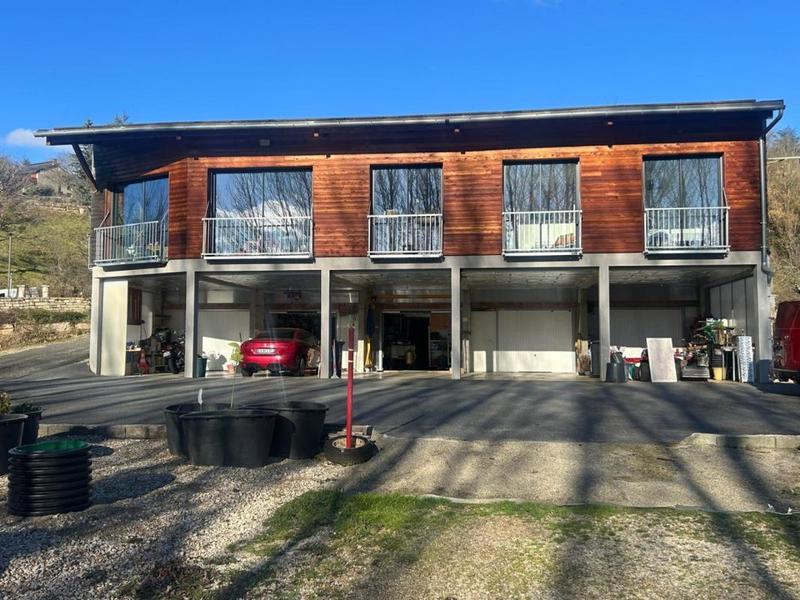 Maison d'architecte - 235 m² - 4 pièces