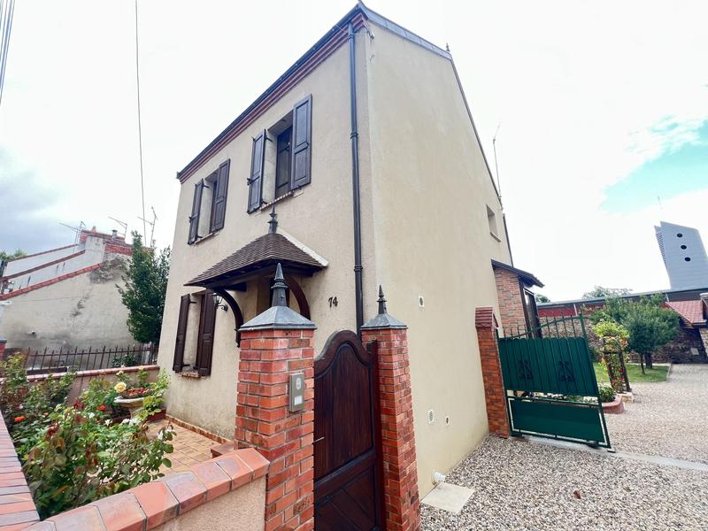 Maison - 130 m² - 4 pièces