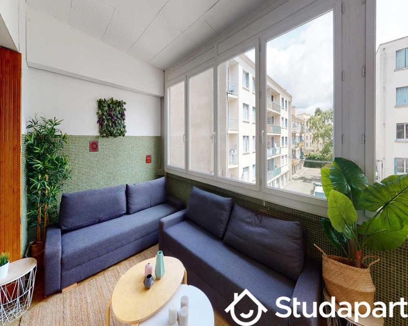 Chambre - 77 m² - 1 pièce