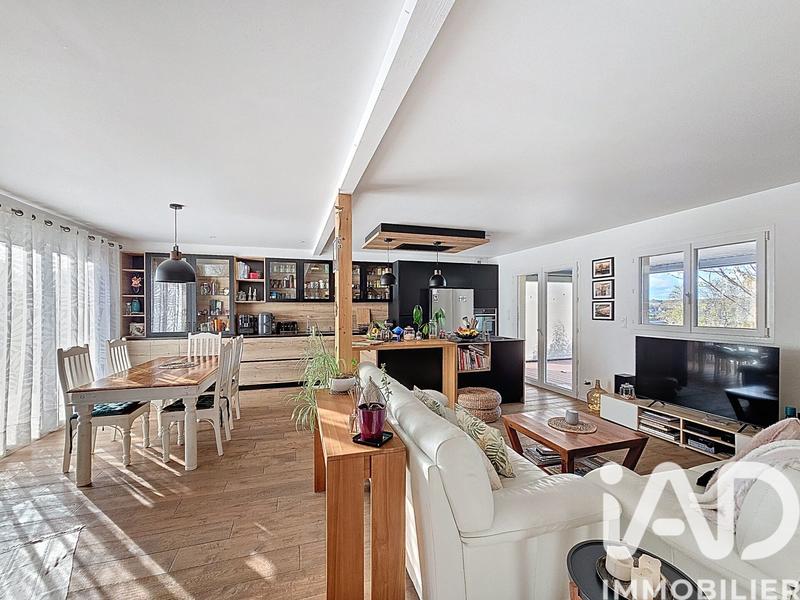 Maison - 150 m² - 7 pièces