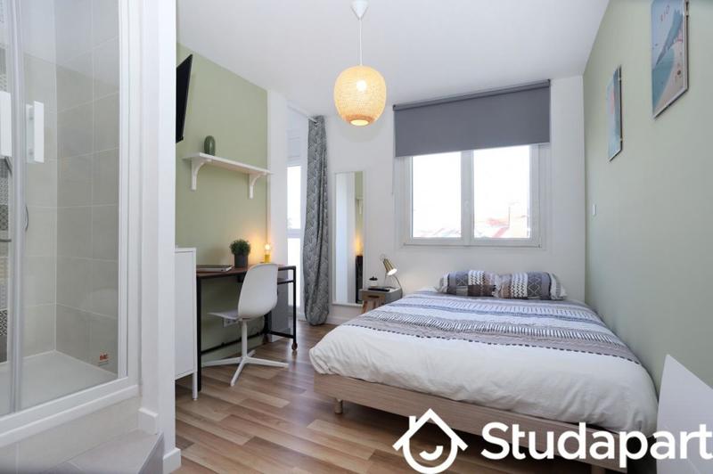 Chambre - 10 m² - 1 pièce
