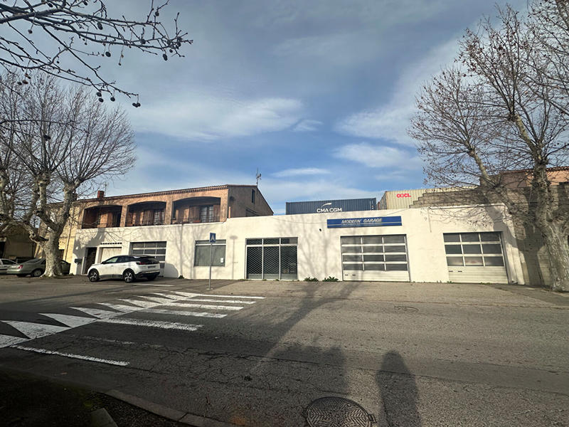 Local commercial - 240 m²