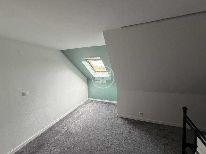 Appartement - 125 m² - 5 pièces