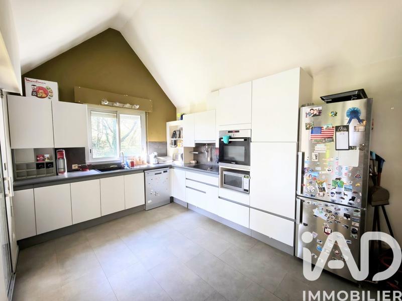 Maison de maîtres - 202 m² - 10 pièces