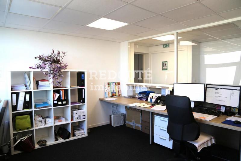 Bureau - 326 m²