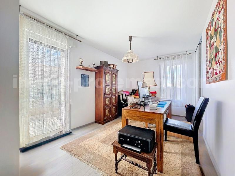 Appartement - 92 m² - 4 pièces