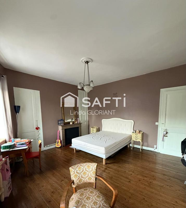 Maison de maîtres - 273 m² - 15 pièces