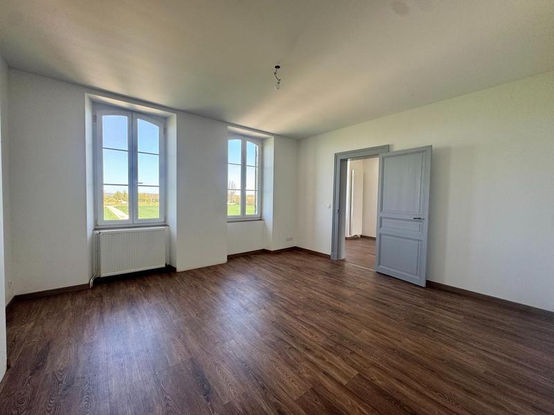 Maison - 273 m² - 6 pièces