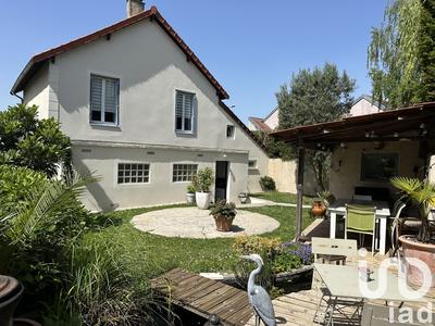 Maison - 140 m² - 6 pièces